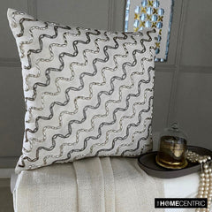 Chain Princess - Ivory Linen Throw Pillow Cover