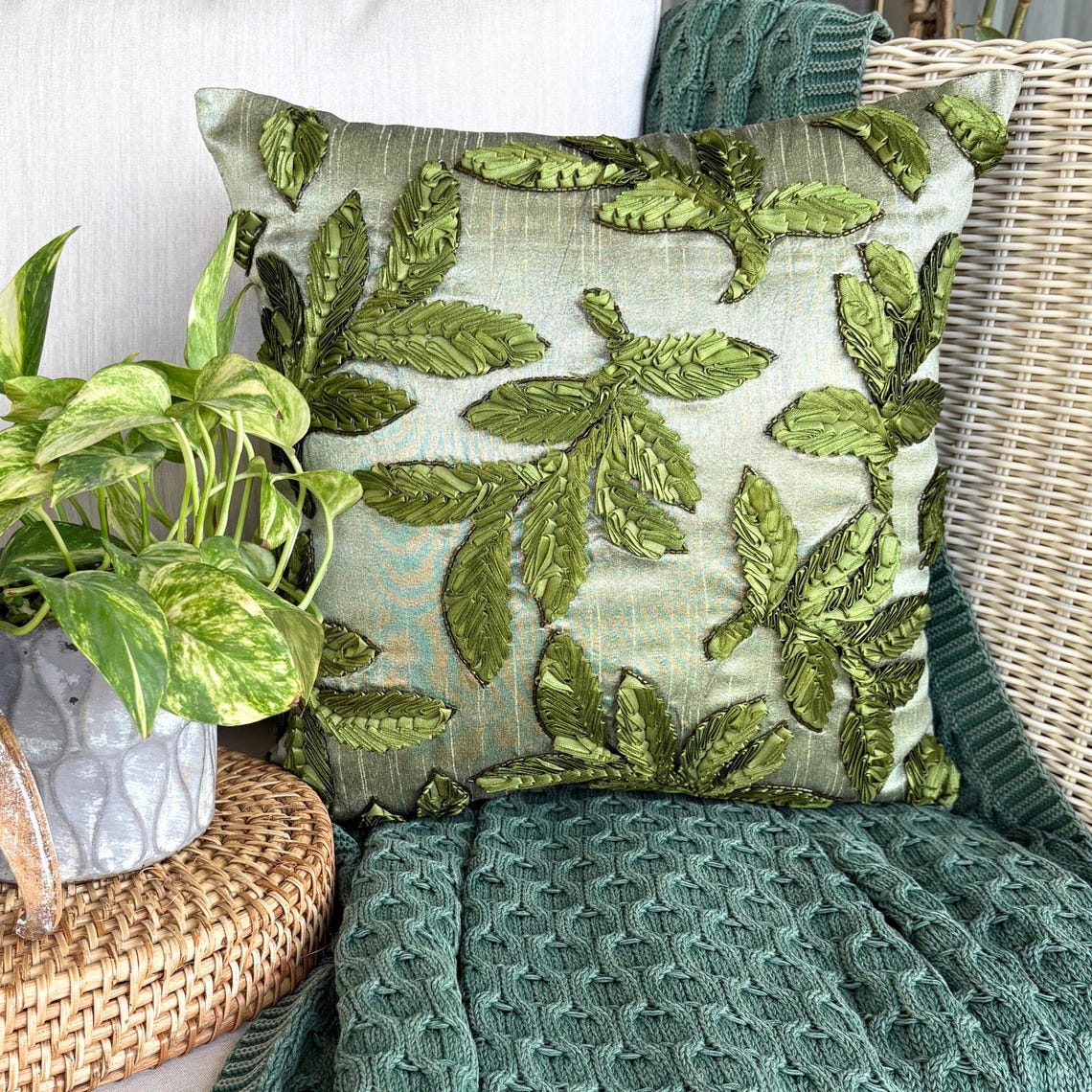 Leafy Days Pillow Cover