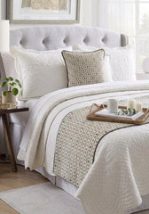 The Brick Effect Decorative Bed Runner and Pillow Cover
