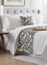 Circlewise Decorative Bed Runner and Pillow Cover