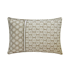 Chiqueta Lumbar Pillow Cover