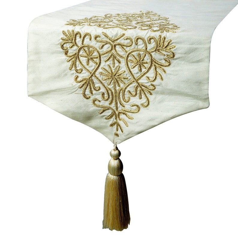 Ishana Decorative Table Runner