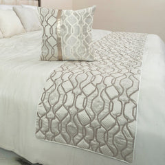Ivory Delicacy Decorative Bed Runner and Pillow Cover