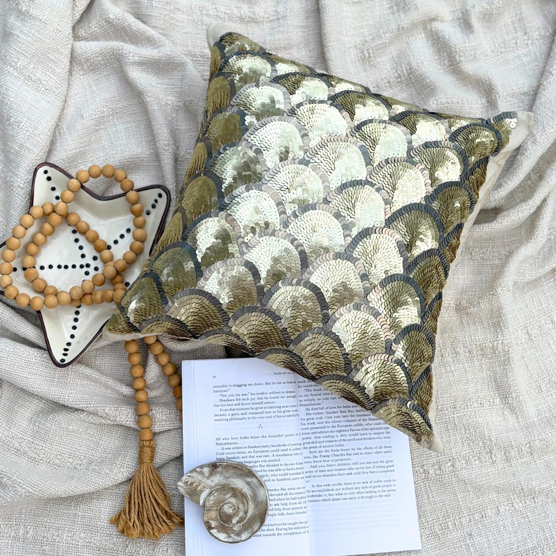 Singing Mermaid Throw Pillow Cover