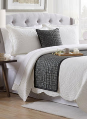 Animal Mystery Decorative Bed Runner and Pillow Cover