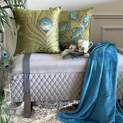 Green Peacock Feather - Green Art Silk Throw Pillow Cover