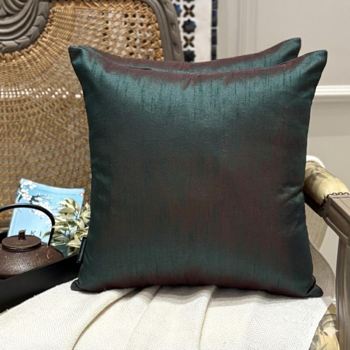 Green Red Luxury Throw Pillow Cover