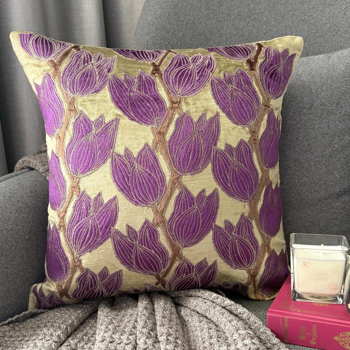 Tulip Around Throw Pillow Cover