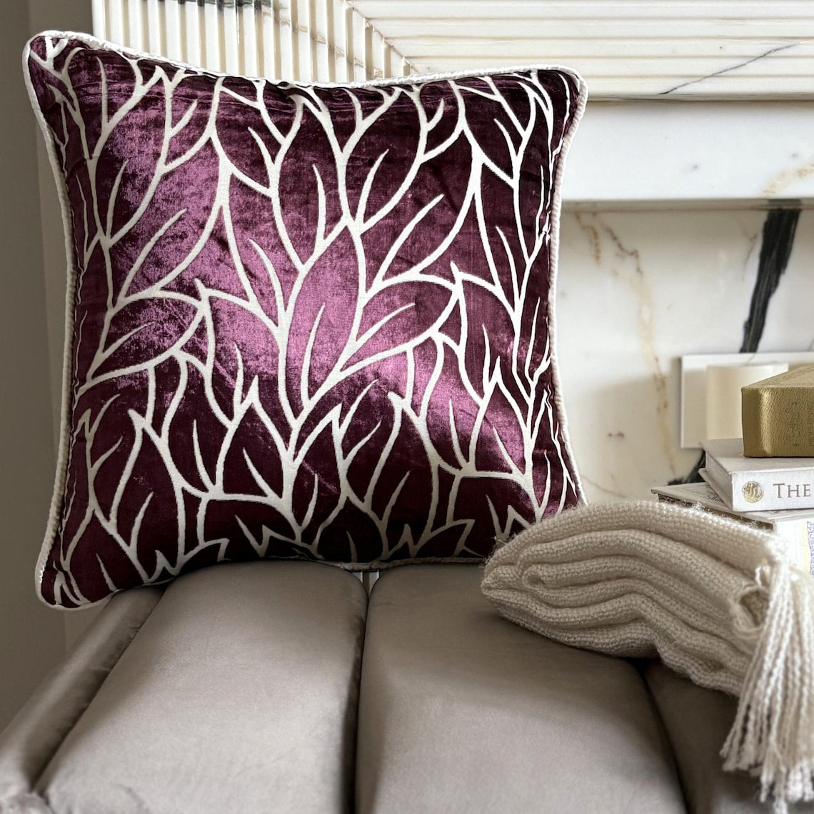 Plummy Leaves Pillow Cover