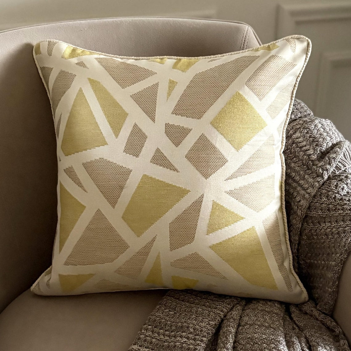 Tangled Trellis Pillow Cover