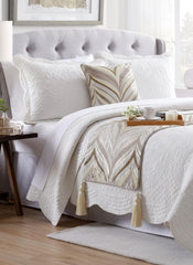 Clarissa Serene - Jacquard Ivory Decorative Bed Runner and Pillow Cover