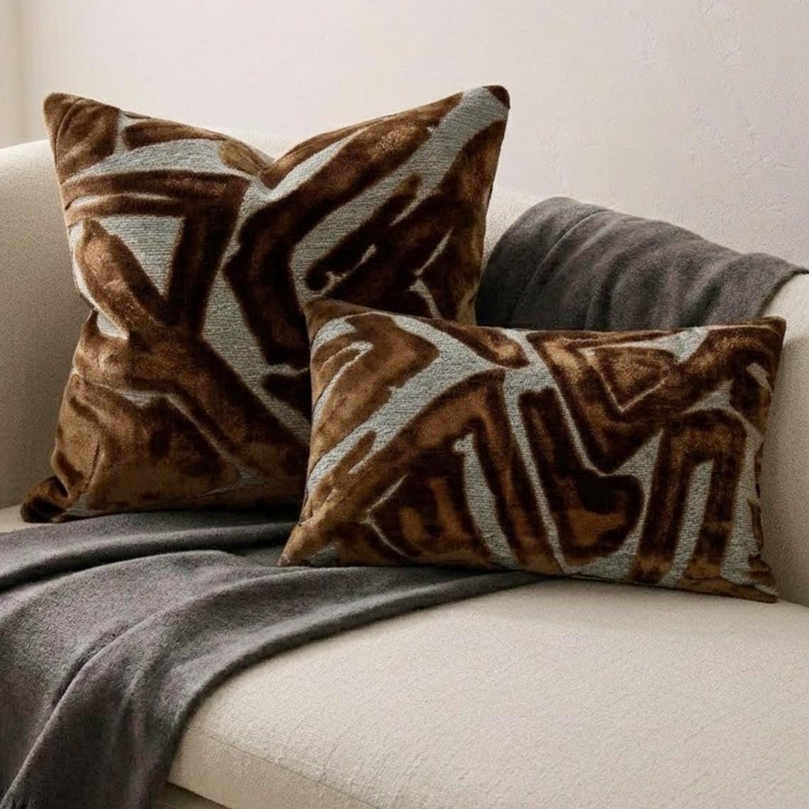 Copper Strokes Lumbar Lumbar Pillow Cover