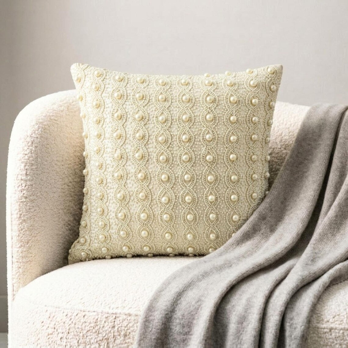 Pearl Bed Pillow Cover