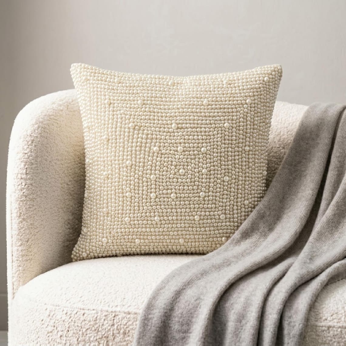 Pearl World Pillow Cover
