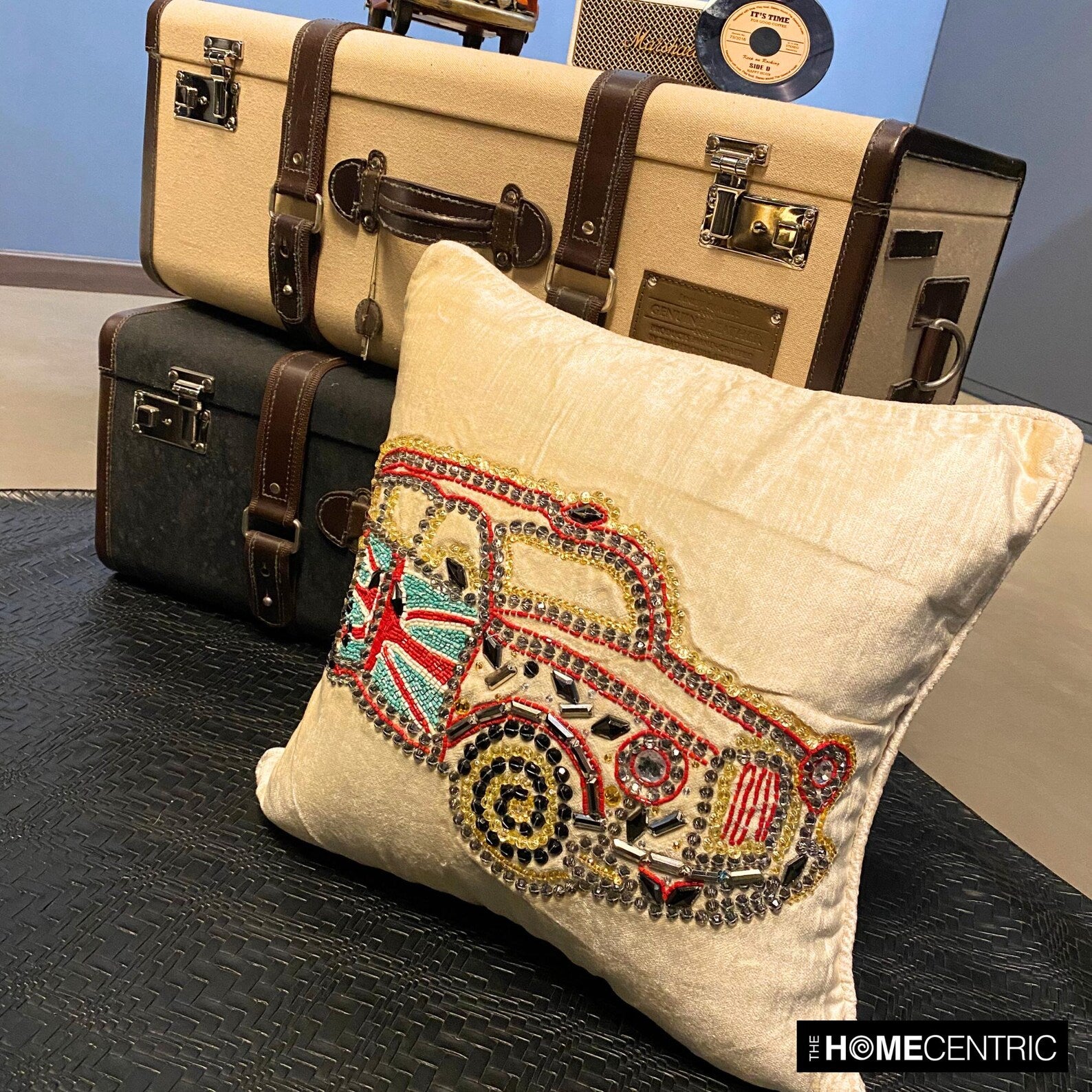 Vinatge Rider - Ecru Velvet Throw Pillow Cover