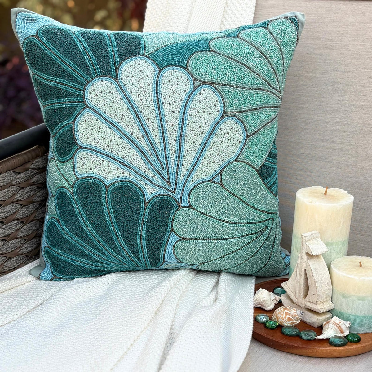 Sea Foam Shells - Blue Art Silk Throw Pillow Cover