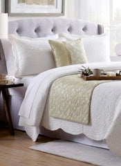 Spinzar - Jacquard Ivory & Gold Decorative Bed Runner and Pillow Cover