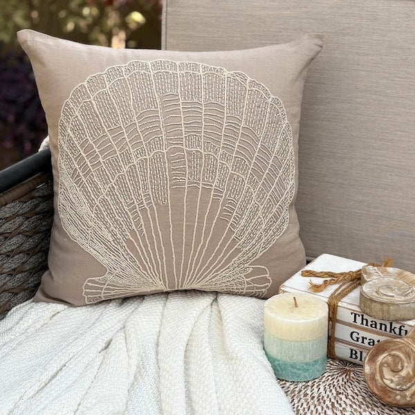 Mocha Cotton Linen Throw Pillow Cover - Scallop Shell