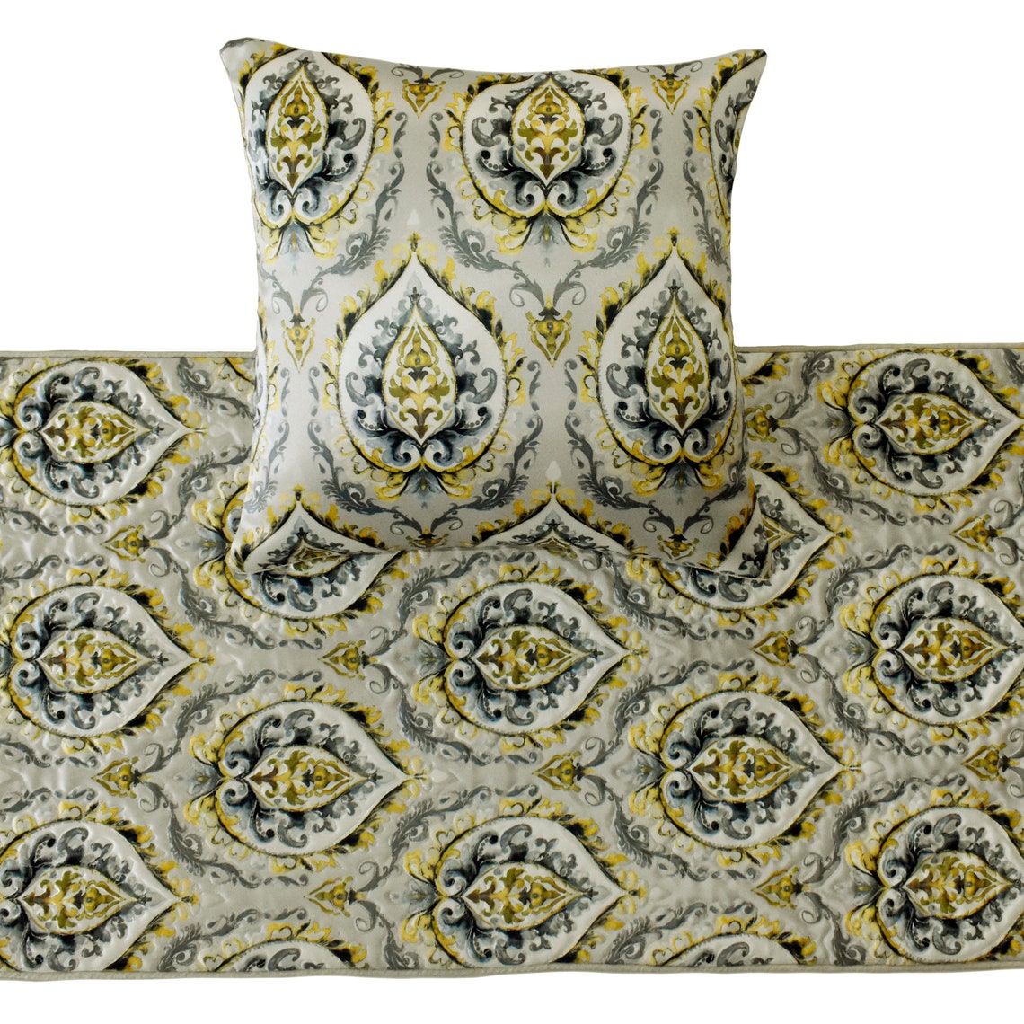 Flamey Damask Decorative Bed Runner and Pillow Cover