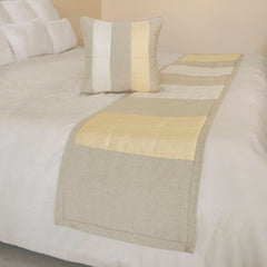Alikka Decorative Bed Runner and Pillow Cover