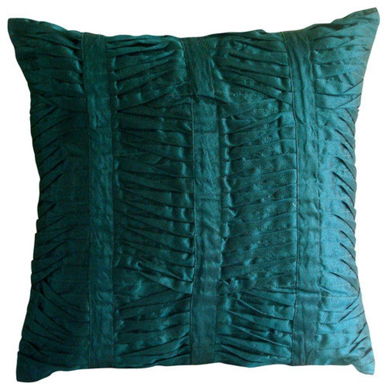 Royal Blue Crest - Blue Art Silk Throw Pillow Cover
