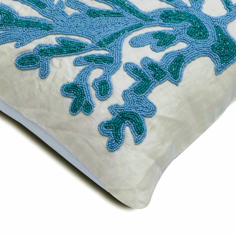 Seaweed Breeze Throw Pillow Cover
