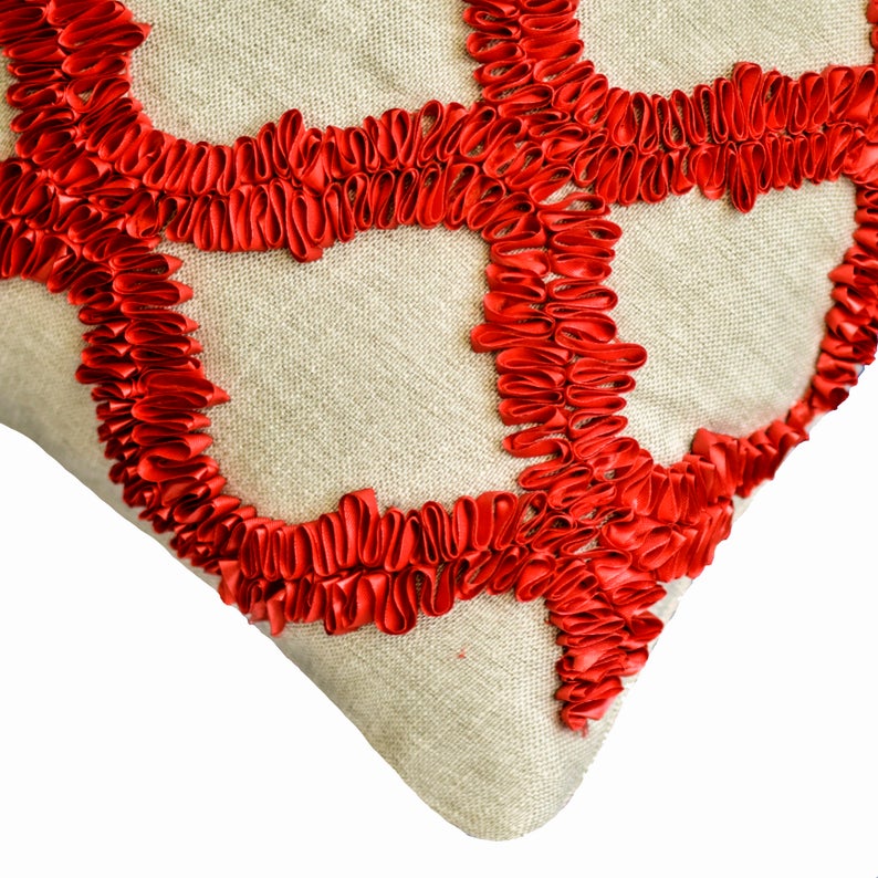 Quilling Grey - Grey Linen Throw Pillow Cover