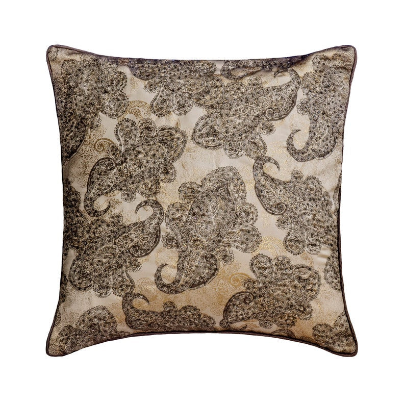 Paisley Elegance Throw Pillow Cover