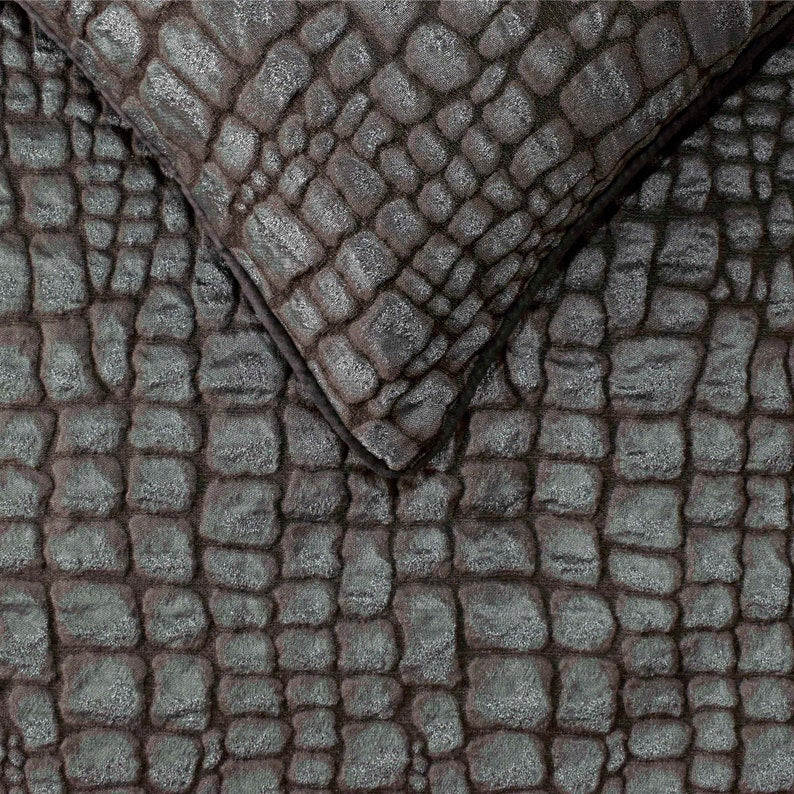 Animal Mystery Decorative Bed Runner and Pillow Cover