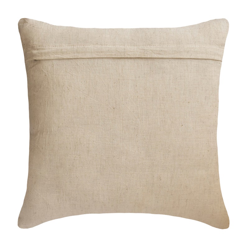 Tuej Throw Pillow Cover
