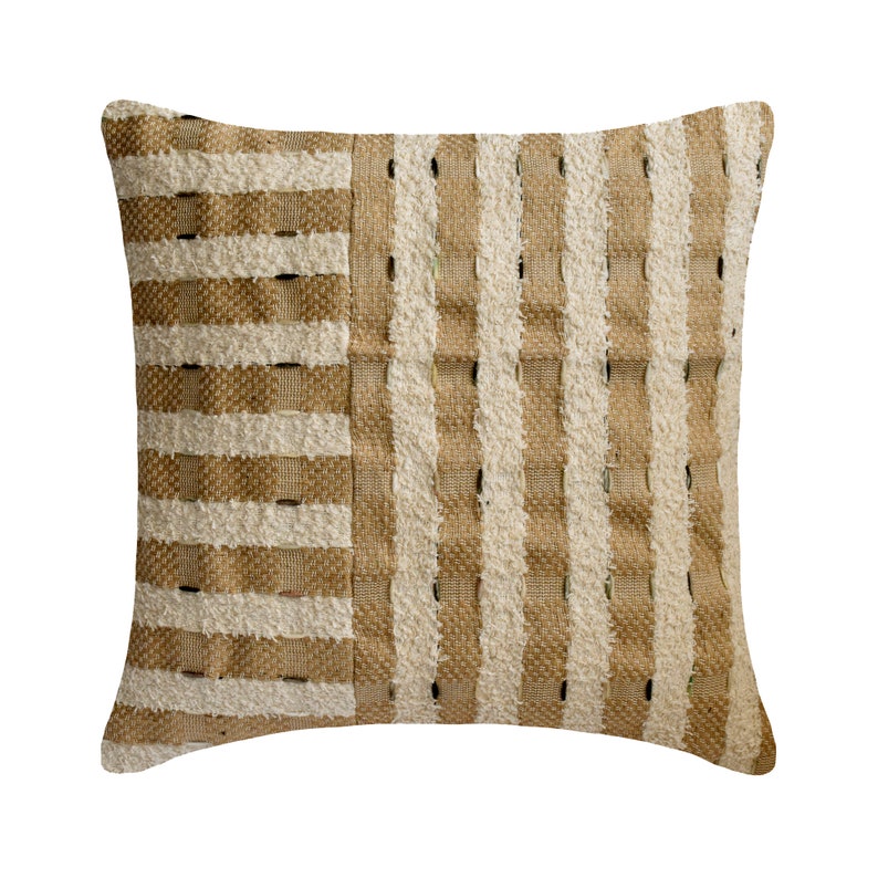 Tuej Throw Pillow Cover