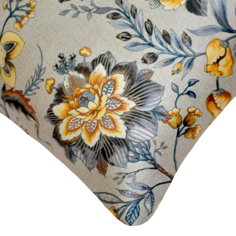 Peacock Beau Throw Pillow Cover