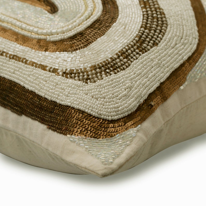 Agate Mystery Lumbar Pillow Cover