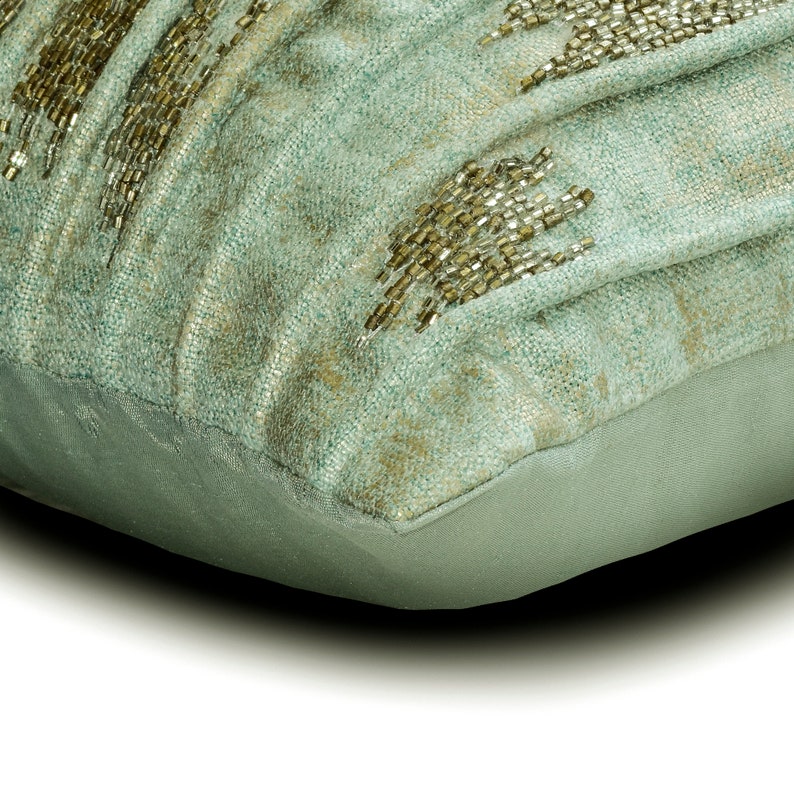 Madelaine Lumbar Pillow Cover