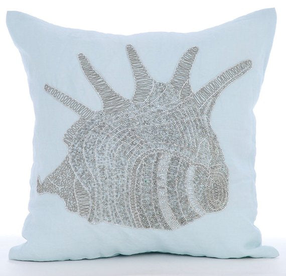 Lone Shell Pillow Cover