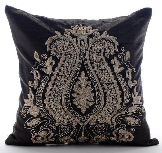 Magestic Gold Pillow Cover